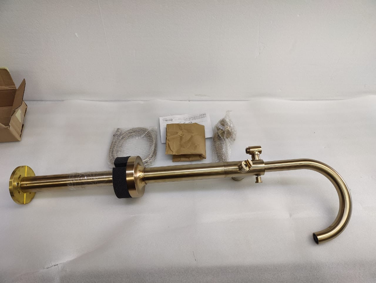 Brizo T70175-GL Odin Floor Mounted Tub Filler with Integrated Diverter
